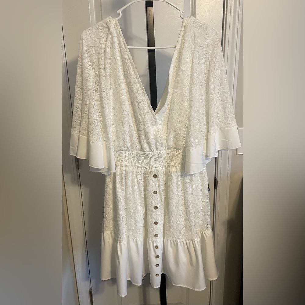 Elegant White Lace Dress